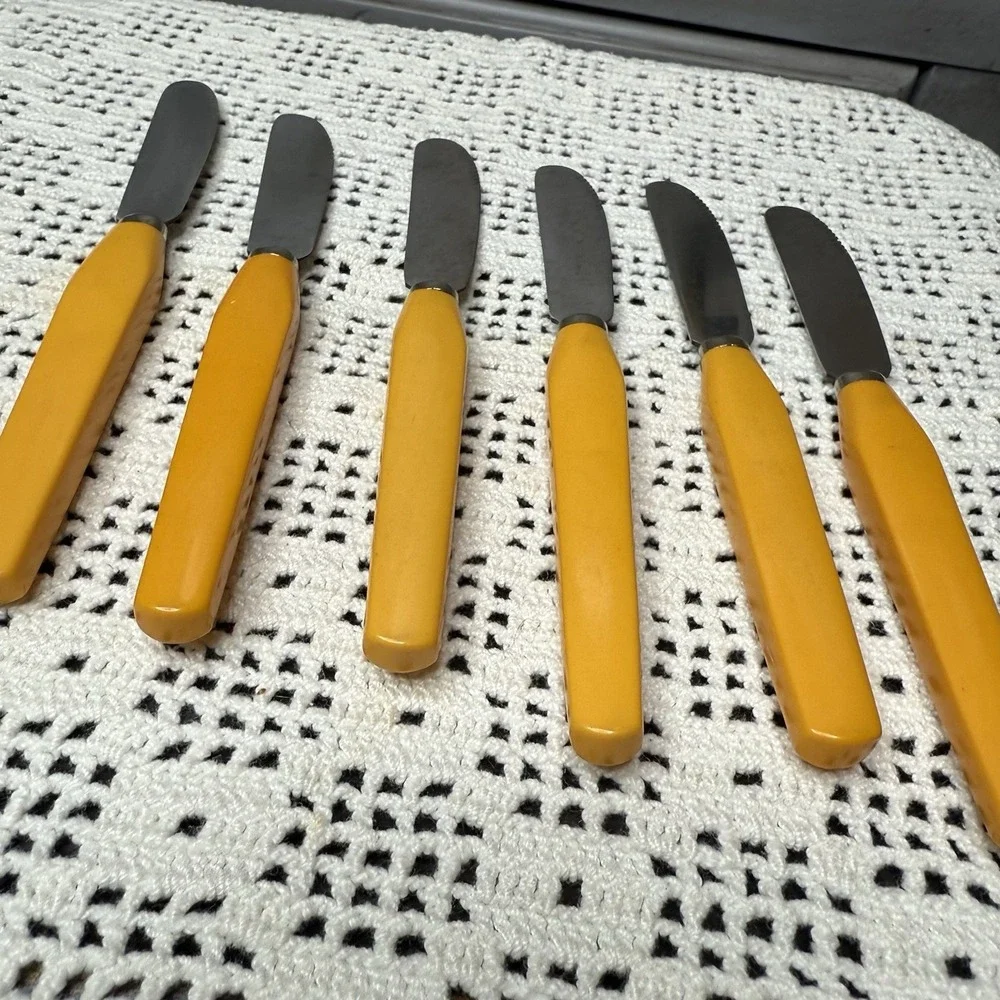 Vintage 1940s Pahl Rostfrei Germany Butterscotch Bakelite Fruit Knives Set of 6